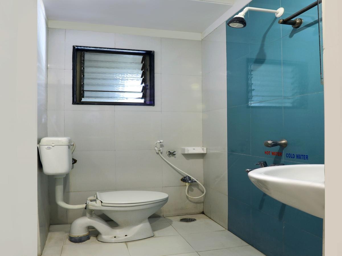Oyo 4198 Hotel Shri Sai Murli シルディ エクステリア 写真