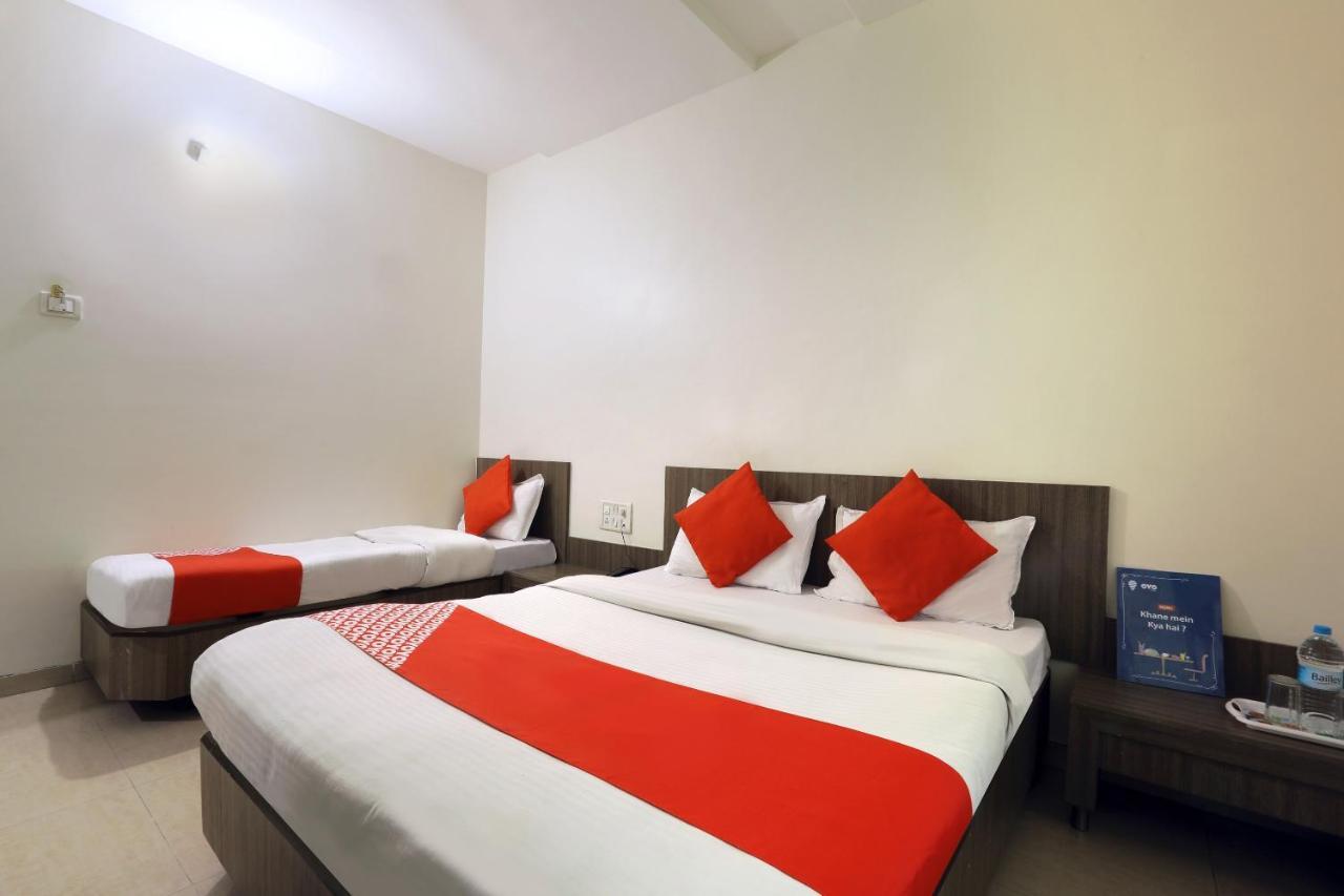 Oyo 4198 Hotel Shri Sai Murli シルディ エクステリア 写真