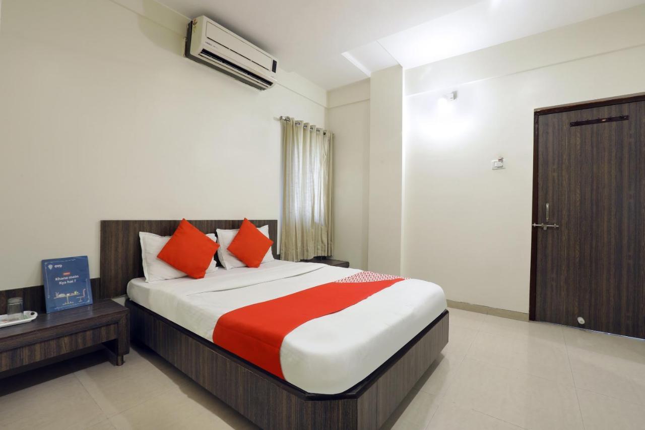 Oyo 4198 Hotel Shri Sai Murli シルディ エクステリア 写真