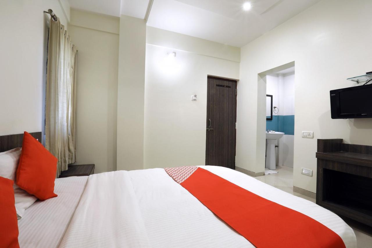 Oyo 4198 Hotel Shri Sai Murli シルディ エクステリア 写真